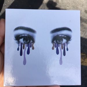 Kylie eyeshadow palette